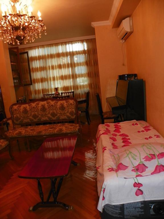 Apartment Rusudan Batumi Ruang foto