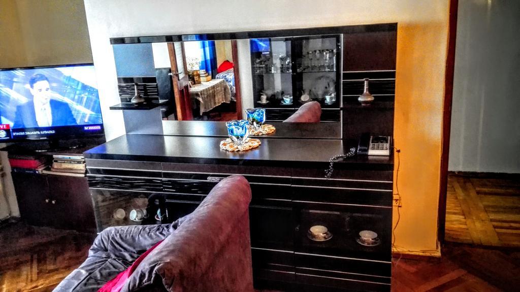 Apartment Rusudan Batumi Bagian luar foto
