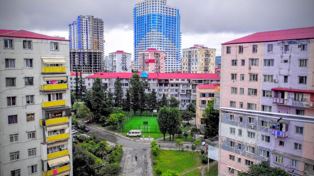 Apartment Rusudan Batumi Bagian luar foto